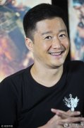 《战狼2》票房突破48亿 吴京开心得笑成一朵花
