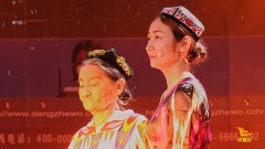 《等着我》50年心中思念难解，维族母女盼再